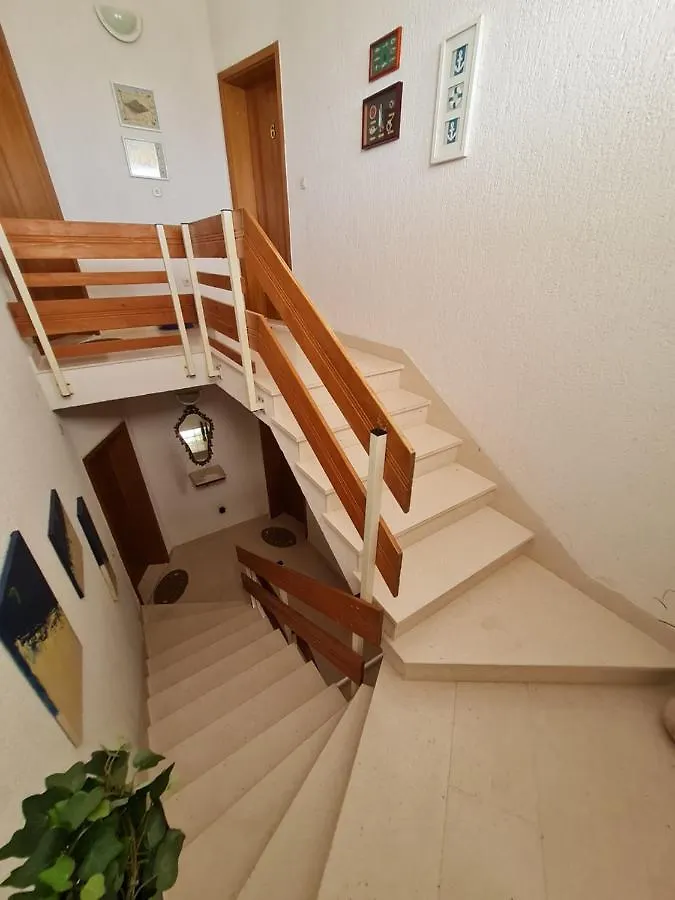 Apartmani Levarda Trogir 0*,