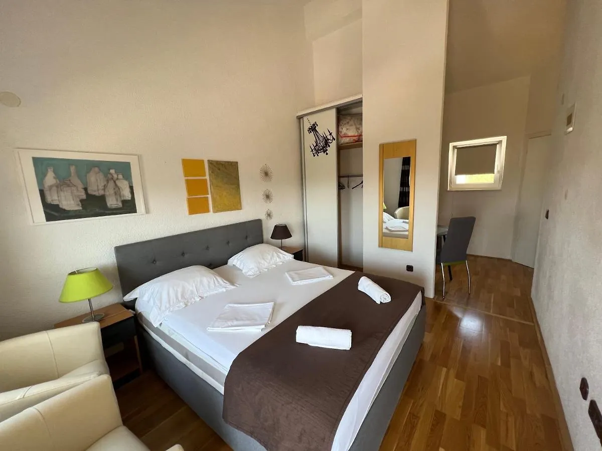 Apartment Apartmani Levarda Trogir